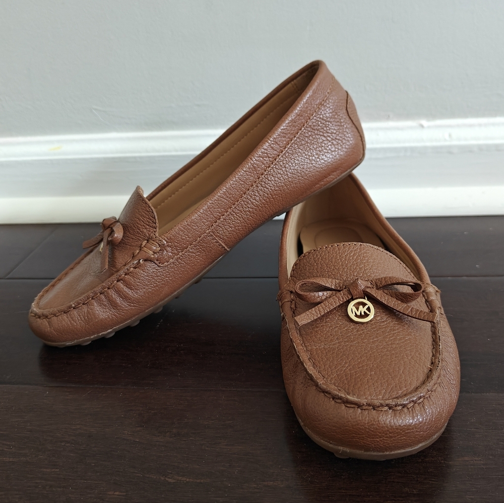 Michael Kors 6M Brown Leather Moccasins